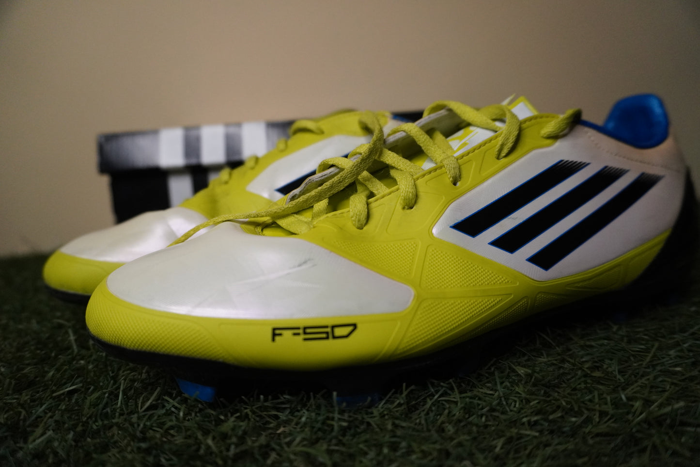 Adidas F50 Adizero TRX – Messi (2013)