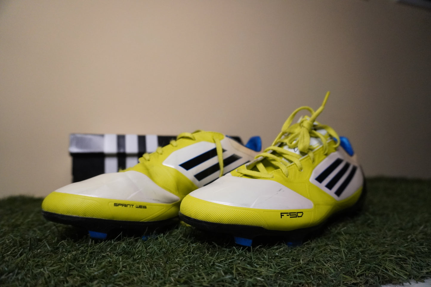 Adidas F50 Adizero TRX – Messi (2013)